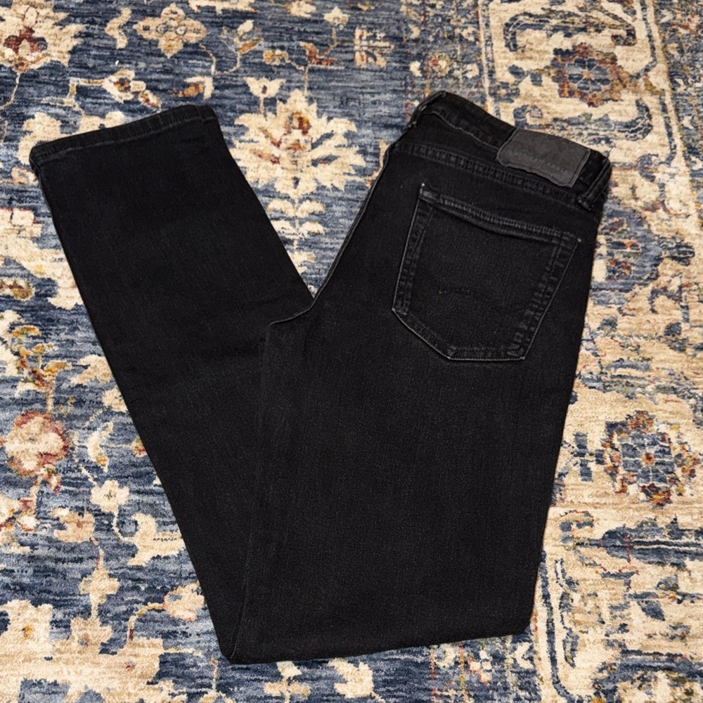 American Eagle Men's Dark Black Straight Jeans 30x34